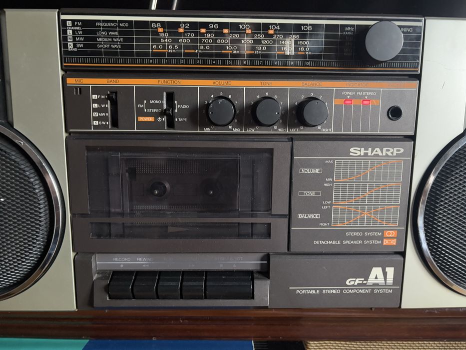 Раритет магнітола Sharp GF-A1 в колекційному стані