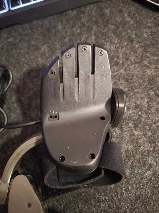 Reality Quest Glove Controller