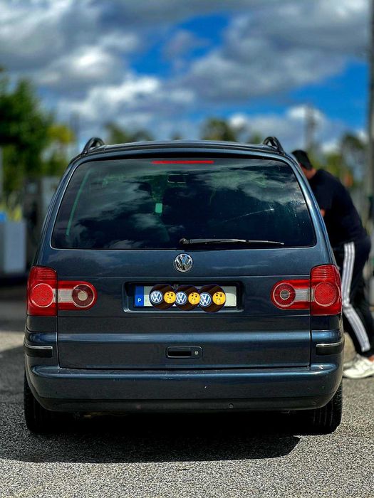 Vw sharan 1.9tdi 130cv com 250kms versão tredline limited.