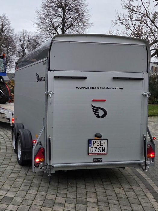 Przyczepa towarowa na wynajem DEBON CHEVAL LIBERTE do przeprowadzki
