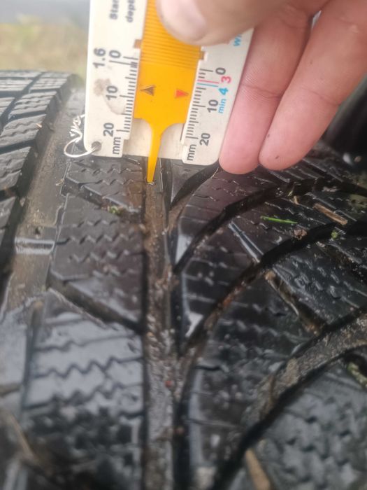 5x108 225/40R19 cali koła zimowe PUMA ST FOCUS RS ST stan bdb.