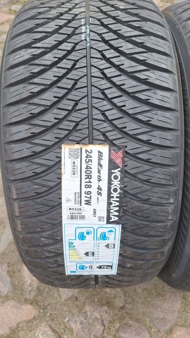 Opony Yokohama BluEarth-4S  245/40R28
