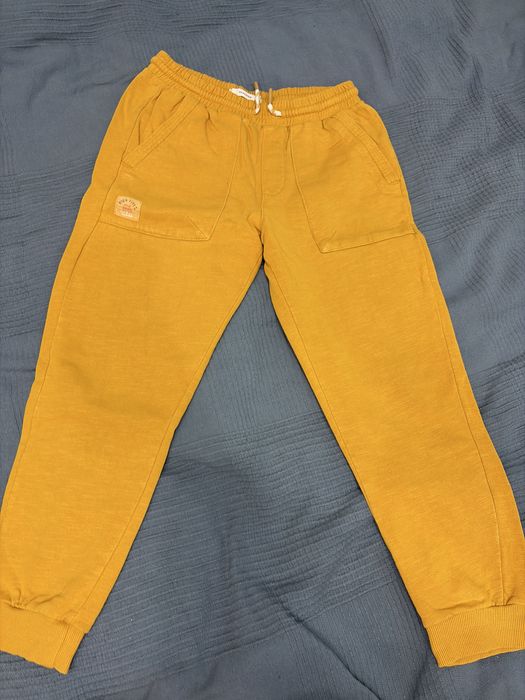 Spodnie dresowe rozm 152 Reserved