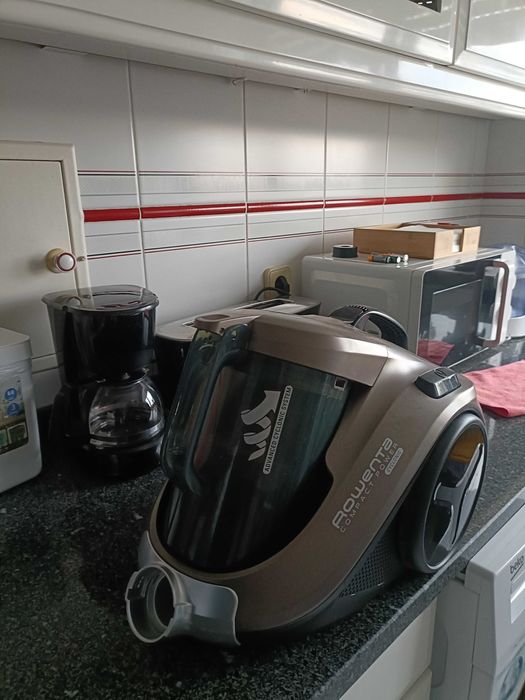 Aspirador com pouco uso