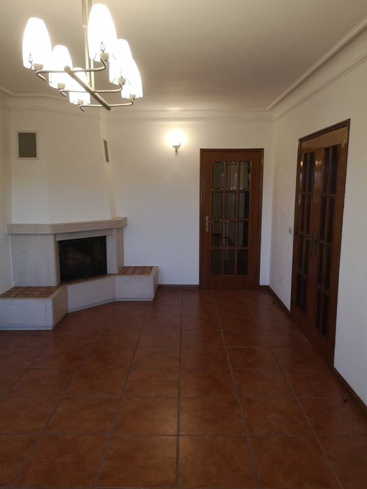 Apartamento T2 centro Ermesinde para arrendar