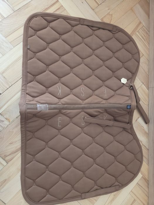 Czaprak i nauszniki Eskadron Heritage Almond