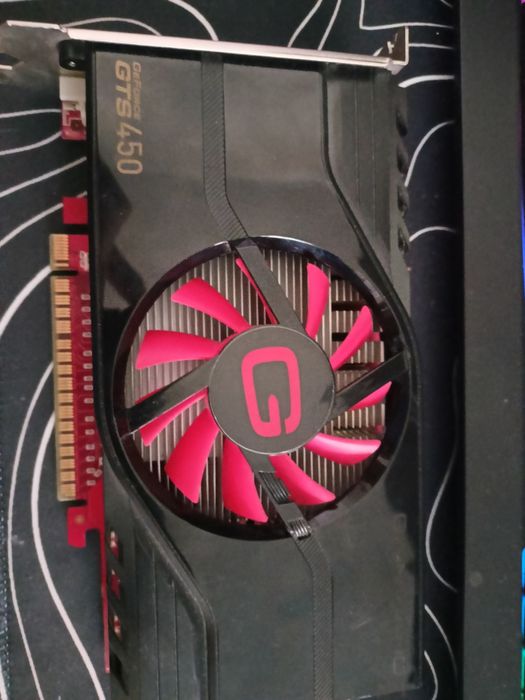 Karta graficzna GTS 450 1gb