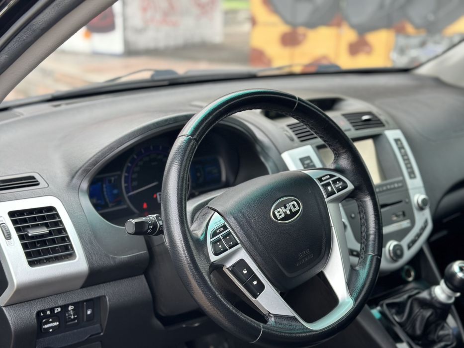 Продам BYD S6 87 т/км 2014