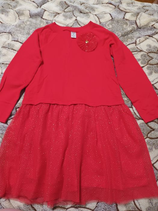 Сукні на довгий рукав для дівчинки