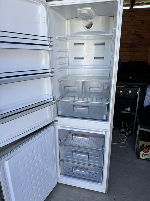 Elektra Bregenc..холодильник