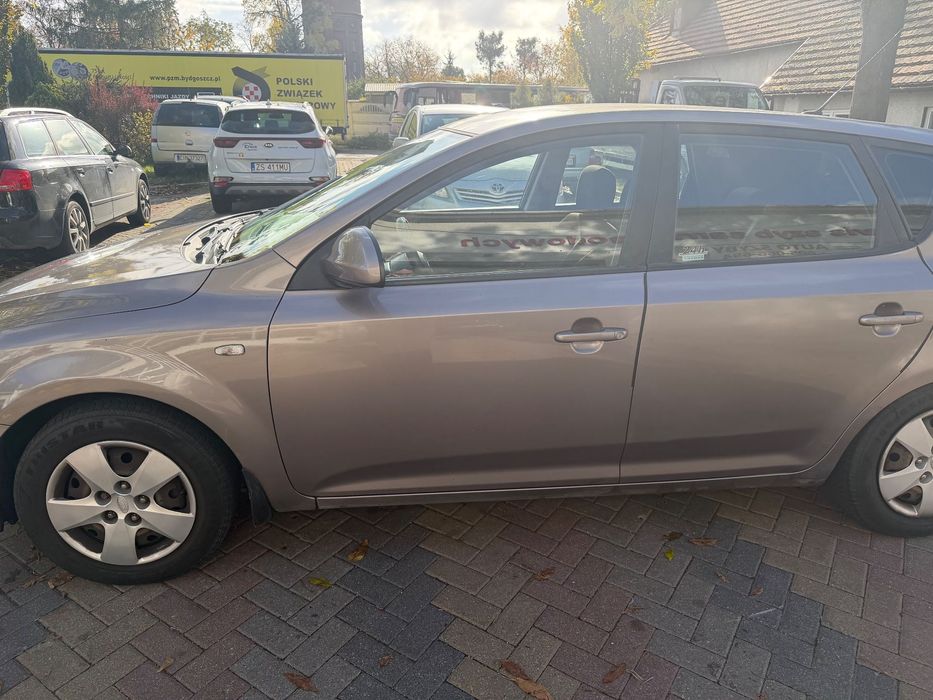 Kia Ceed Kia Ceed 1,4 benzyna + LPG 2008