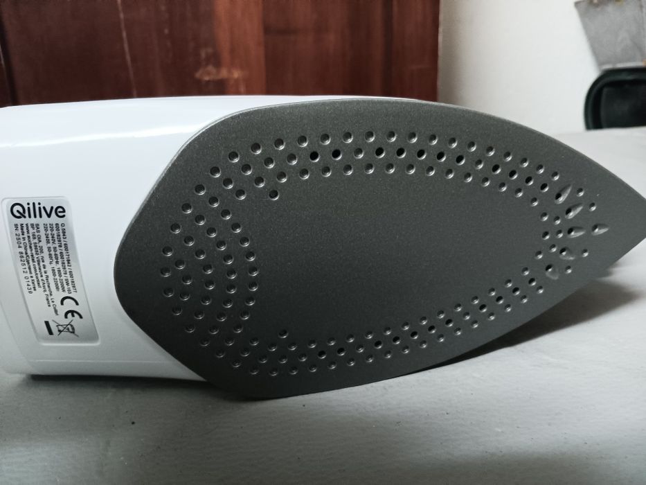 Ferro a vapor novo sem caixa