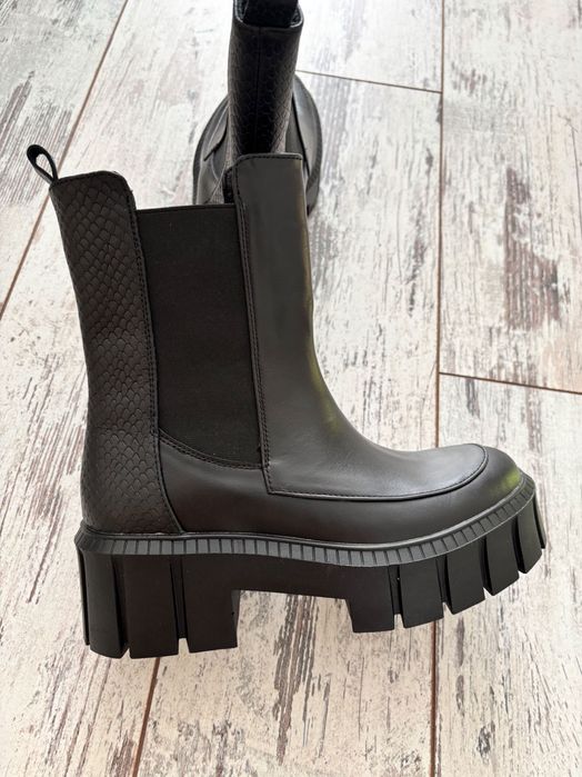 Черевики шкіряні, чорні Челсі 35 розмір