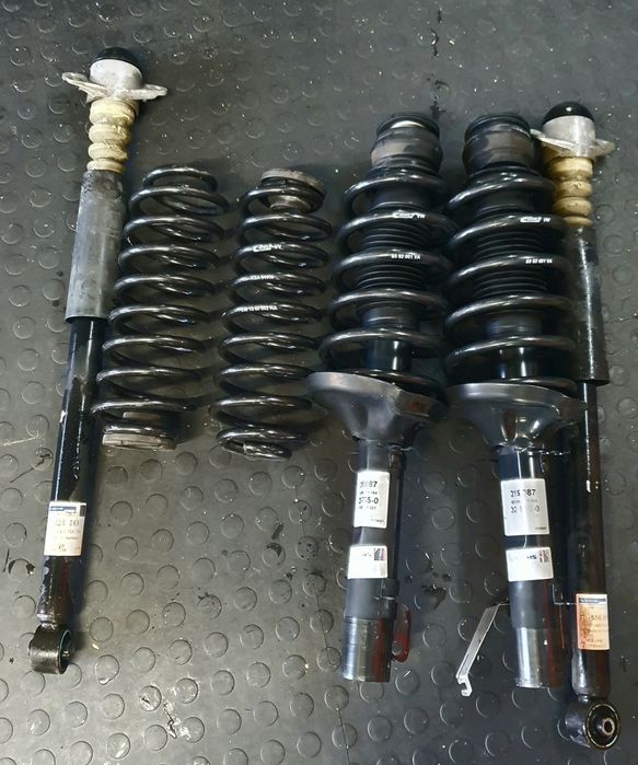 Suspensão Bilstein + Eibach  (Golf Iv- Bora-Audi)