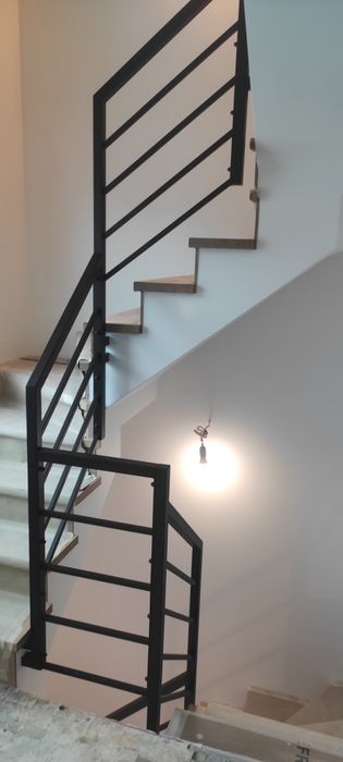 Balustrady wewnętrzne i zewnętrzne