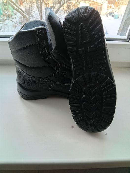 Ботинки высокие Talan (новые)