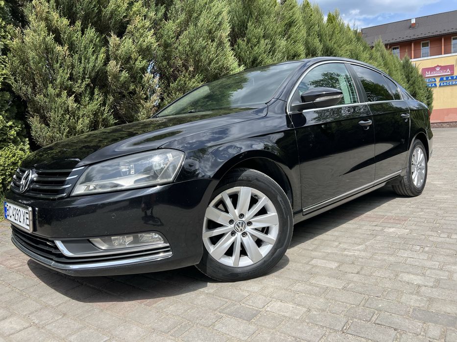 Volkswagen Passat B7 2012 рік
