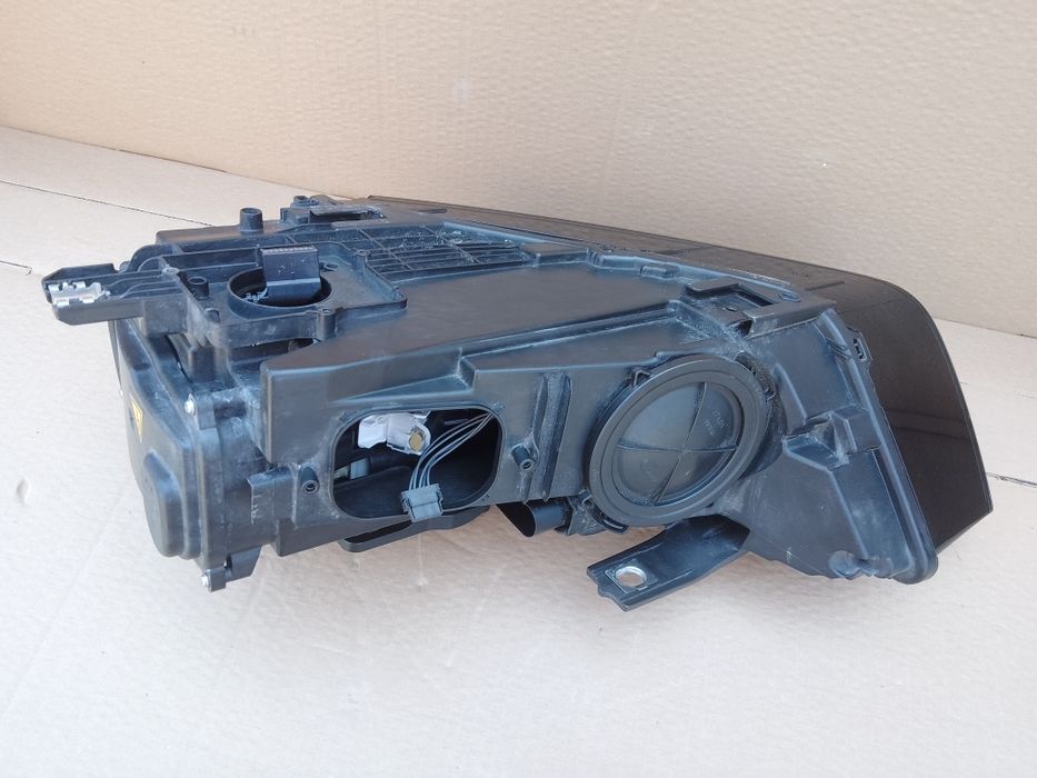 Xenon prawy audi Q3 lift 8u0 EU Europa
