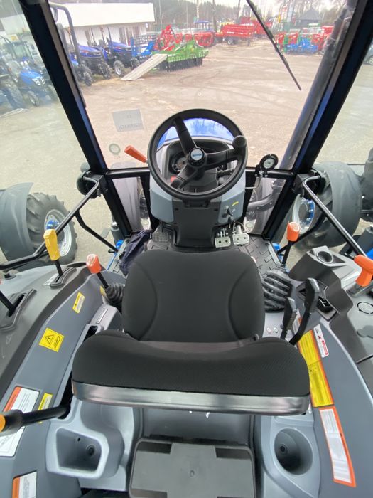 Nowy Solis 50 4 WD Kredyt 2025 Transport Negocjuj Cenę