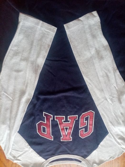 GAP sweat tamanho 12 anos