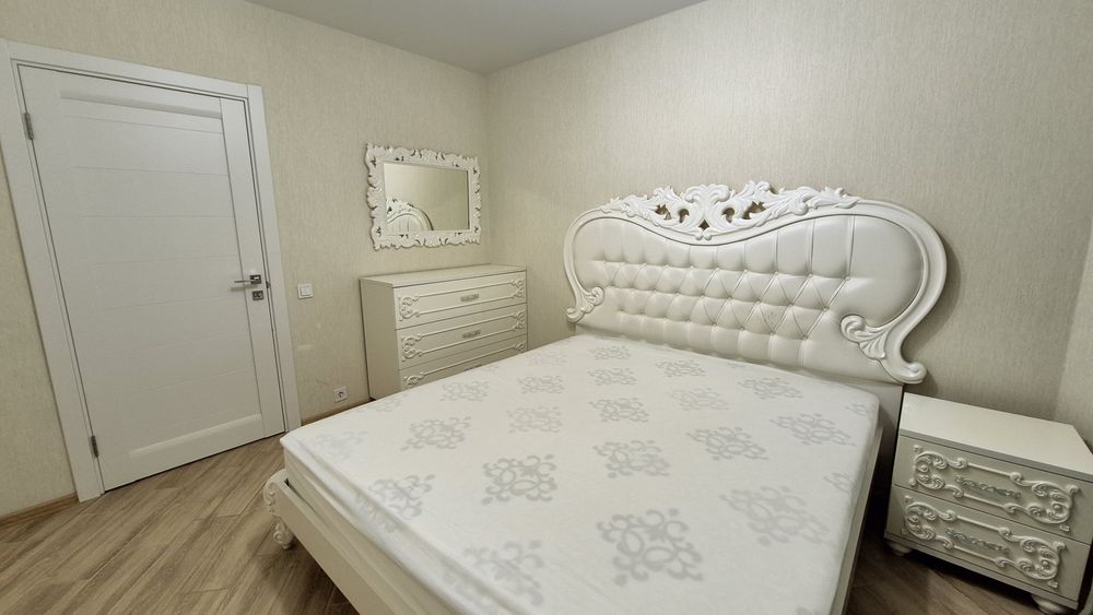 Продаж 3к. з ремонтом біля парку