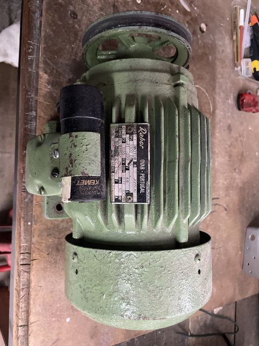 Motor 220v a funcionar