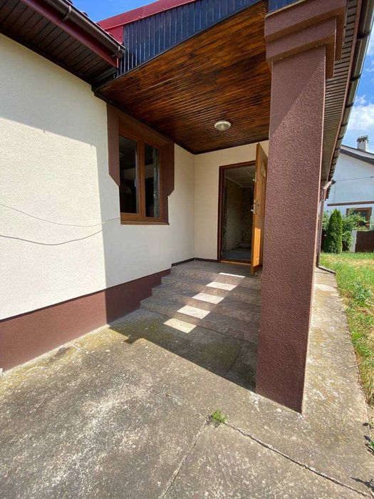 Будинок недалеко від Міста,6 соток Землі