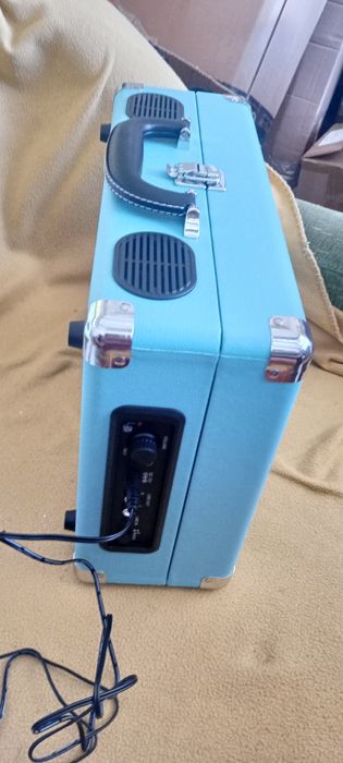 Gramofon vintage walizka