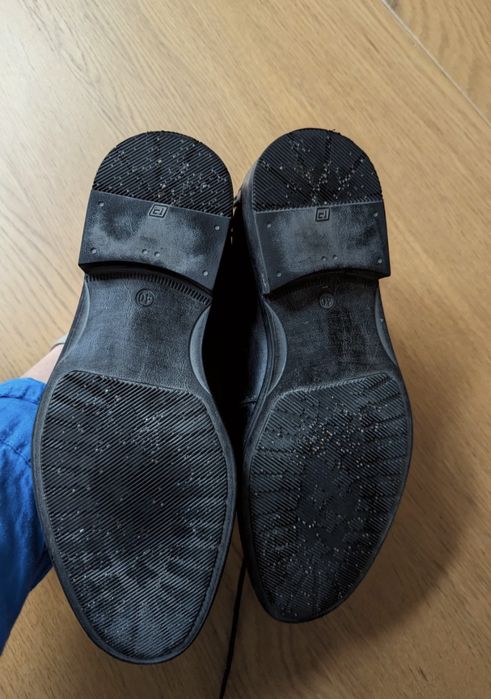 Czarne, sznurowane, uniseksualne buty Gallus ze skóry naturalnej