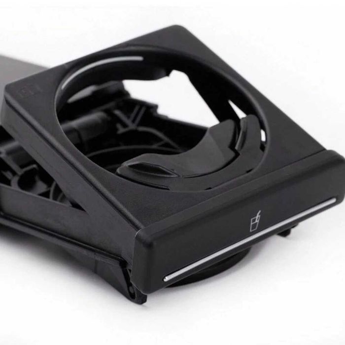 UCHWYT NA KUBKI Napoje Cup Holder AUDI A4 B6 B7 RS4 8E186.2534K