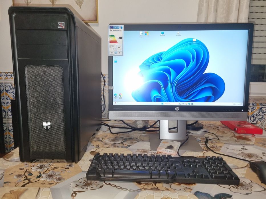 Computador Gaming c/rysen 5 3500x + monitor HP de 24 polegadas