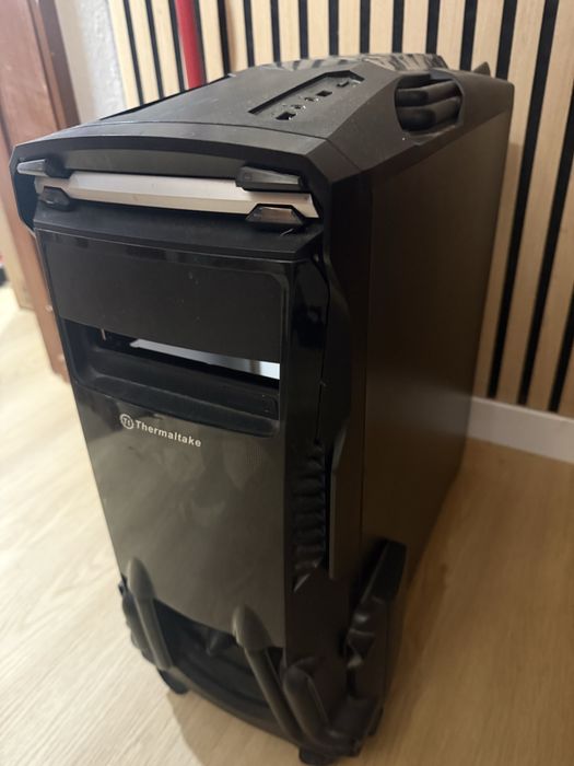 Thermaltake Level 10 GT [Usada]
