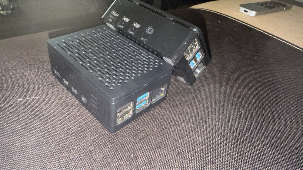 2 x Raspberry pi 4