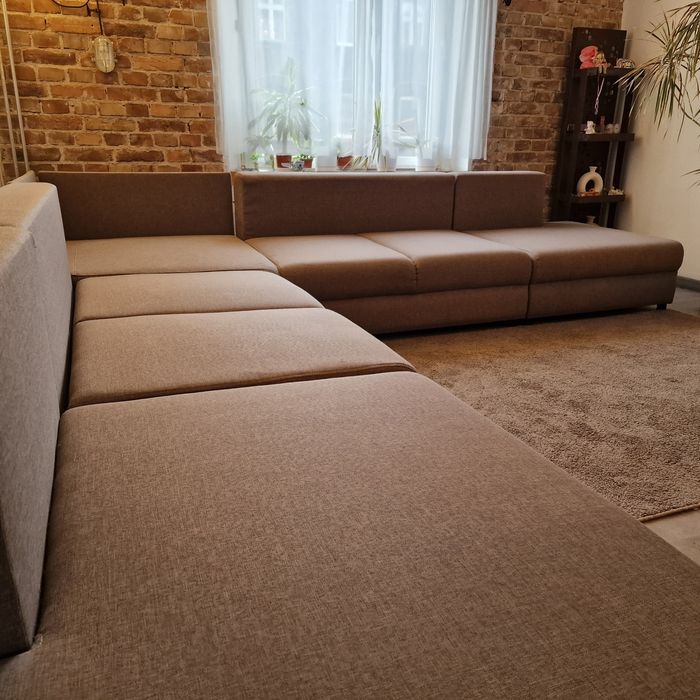 Duża rogówka segmentowa z funkcją spania i 2 schowkami – bardzo dobry