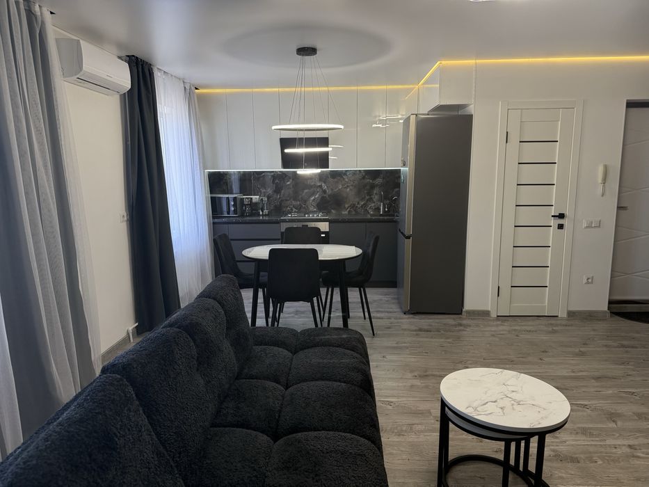 Продаж 3 кімнатної квартири в центрі міста Лубни