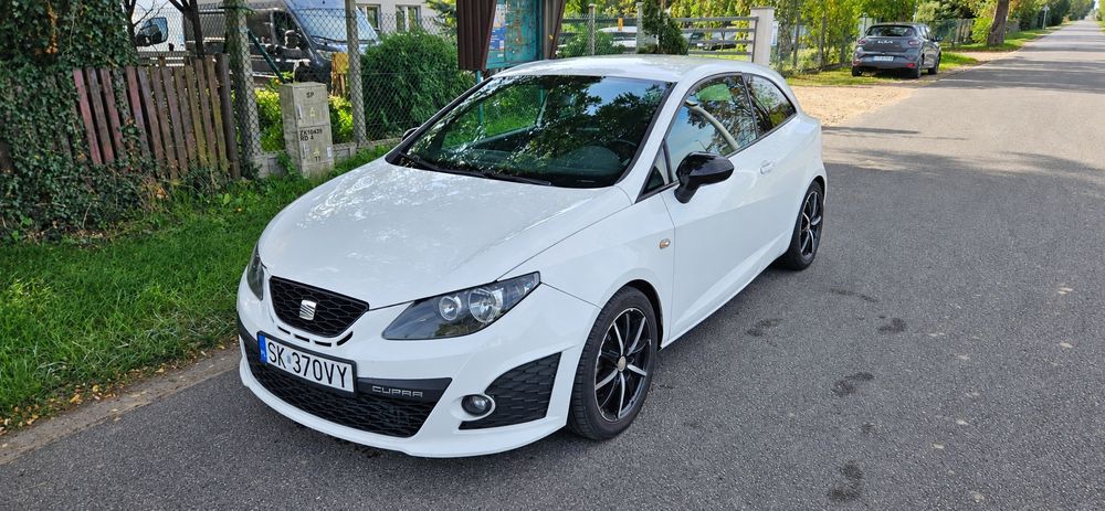 Seat Ibizia Cupra 1.4 Tsi 180km Dsg Doinwestowany  1właściciel w Polsce,  ze Szwajcarii  Piękna! Zrobiony rozrząd i automat.
