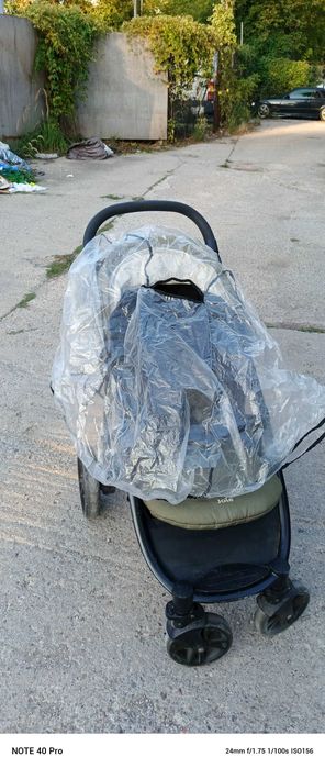 Sprzedam używany wózek spacerowy