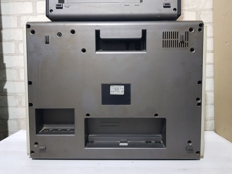 3 головий! Бобінний магнітофон/Бабиник Philips N 4504/4506 б/у з Німеч