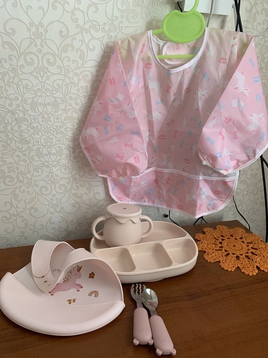 Набір посуду для прикорму для дівчинки