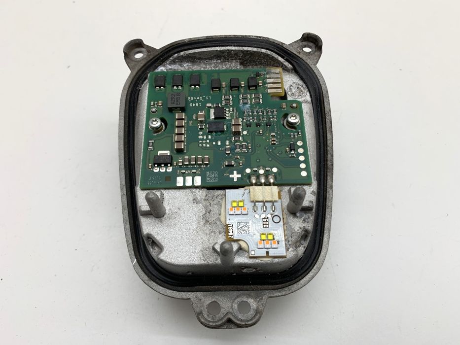 MODUŁ LED JEŻ OPEL INSIGNIA B 10500020030 STEROWNIK
