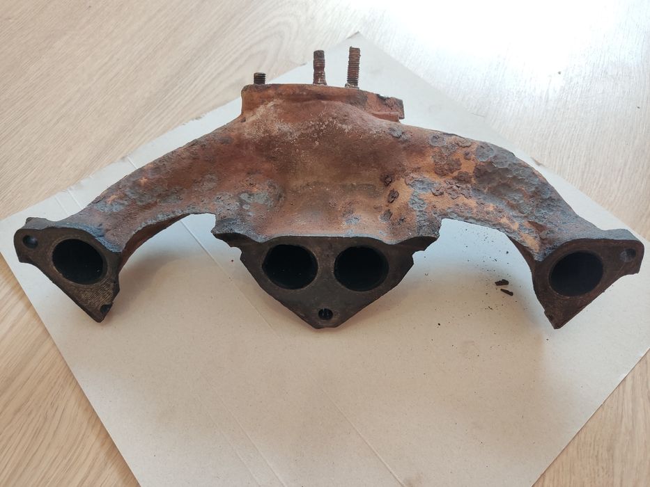 Коллектор выпускной Таврия карбюратор,4 болта,под восстановление ЗАЗ ...