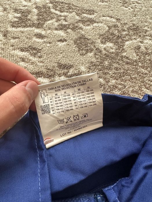 Продам рабочий комбинезон