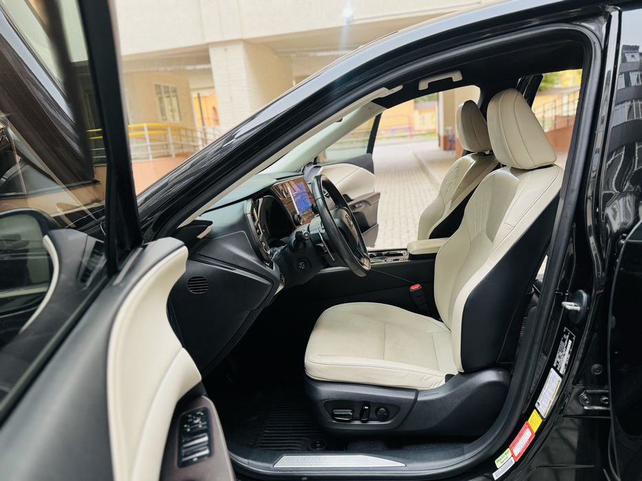 Lexsus RX350 2023рік AWD Premium V покоління