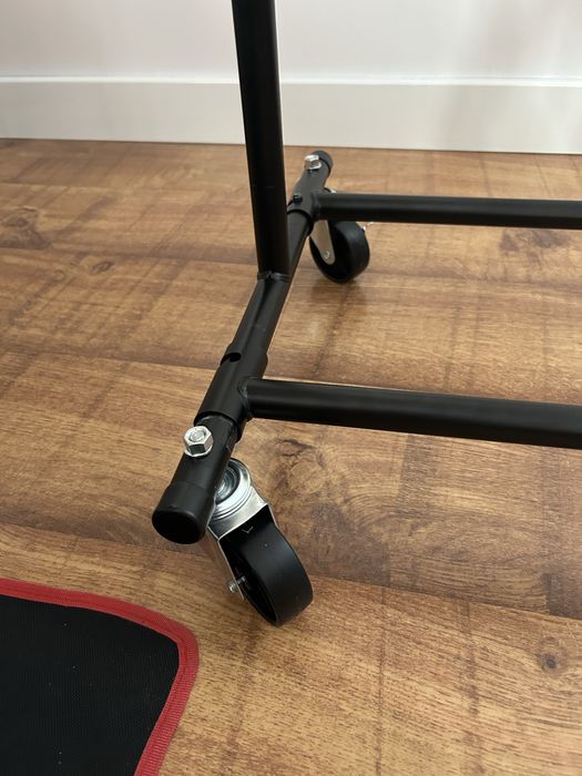 Wieszak na ubrania - rozszerzany Songmics 92-132 cm