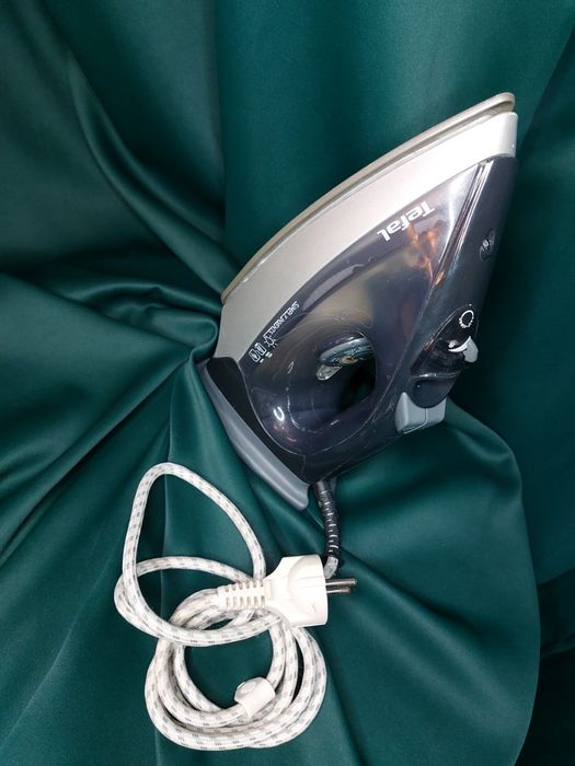 Żelazko parowe Tefal