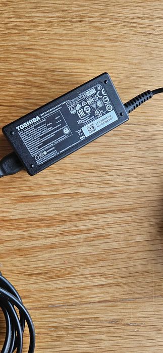 Carregador Portátil Toshiba