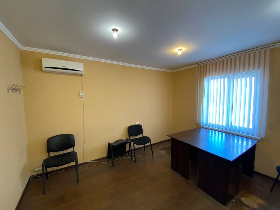 Аренда офисного помещения Б.Морская/М.Морская 15м 3500грн