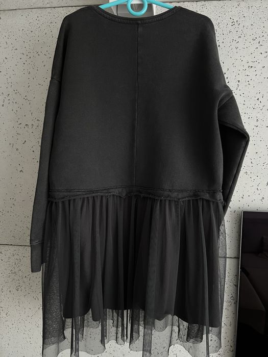 Sukienka dresowa z tiulem tiul czarna Zara rozmiar 134 / 9 lat
