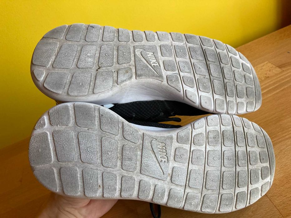 KA928 Nike Roshe One 38
