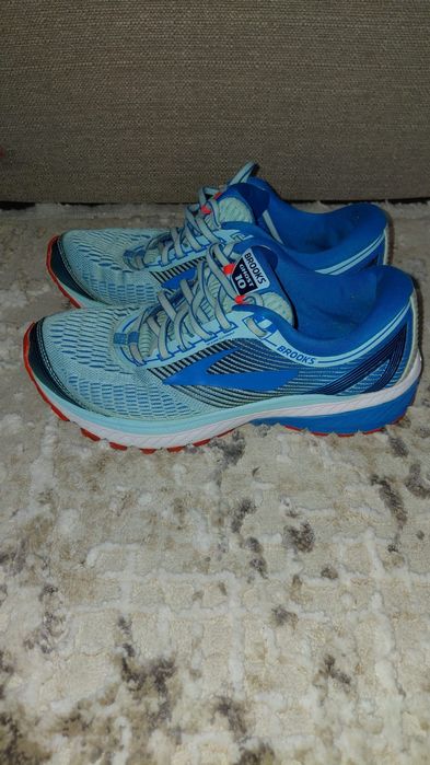Кросівки Brooks  38-39